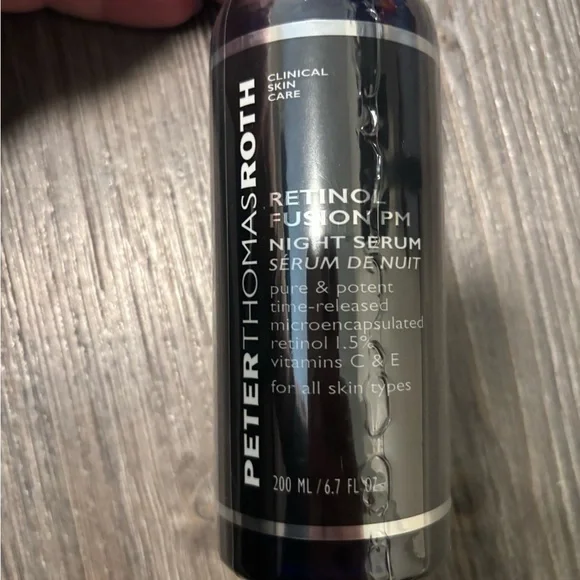 Peter Thomas Roth Retinol Fusion PM Night Serum in Deep Blue